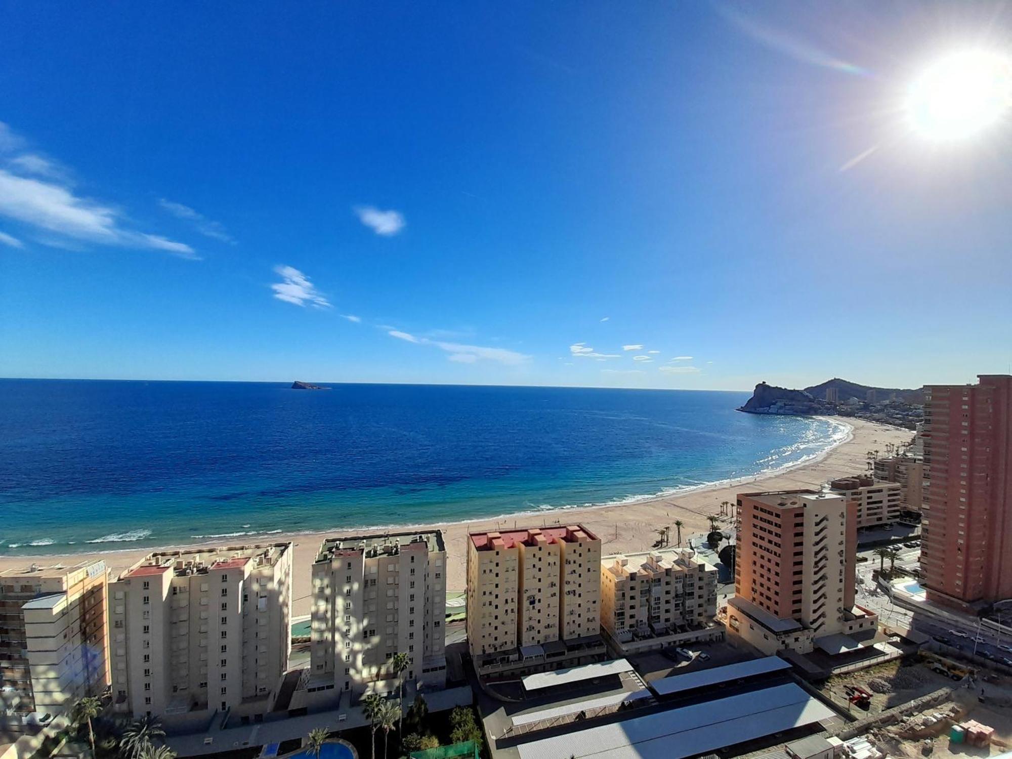 Sunset Cliffs Sea View Apartments 14 Floor Бенидорм Екстериор снимка